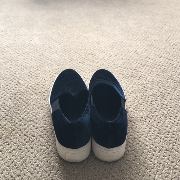 Vince Platform Slides - Picture 3 of 3